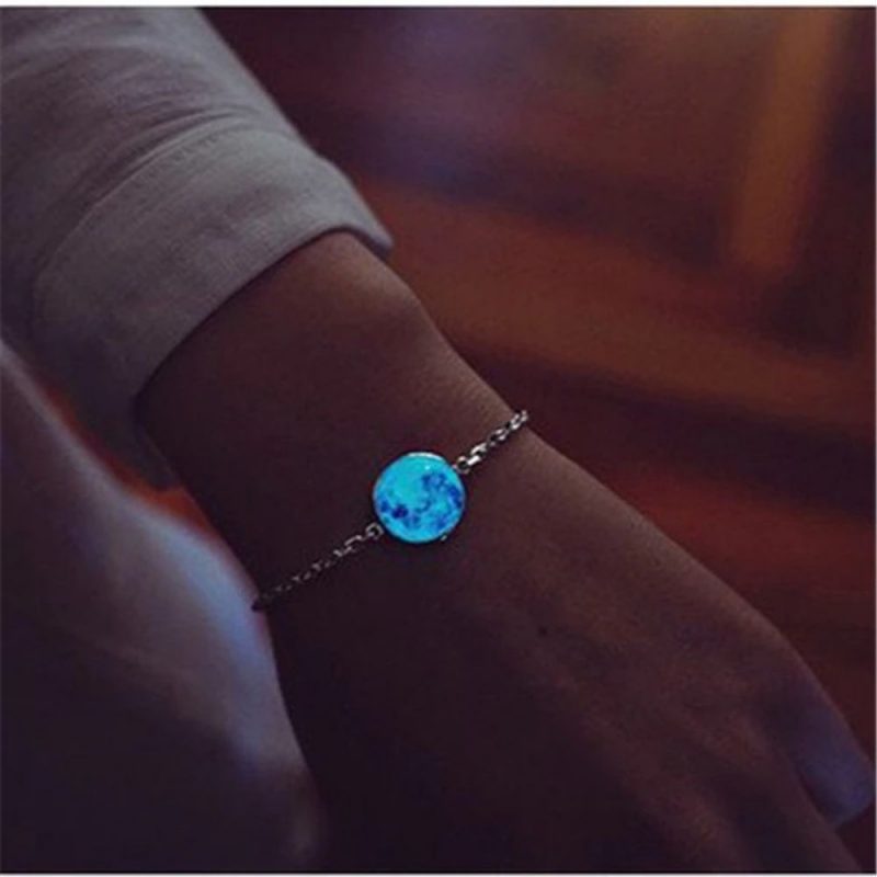 bracelet lune fluorescence