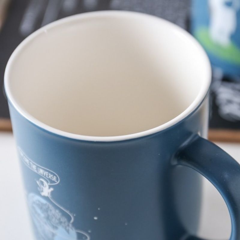 mug cafe astronaute